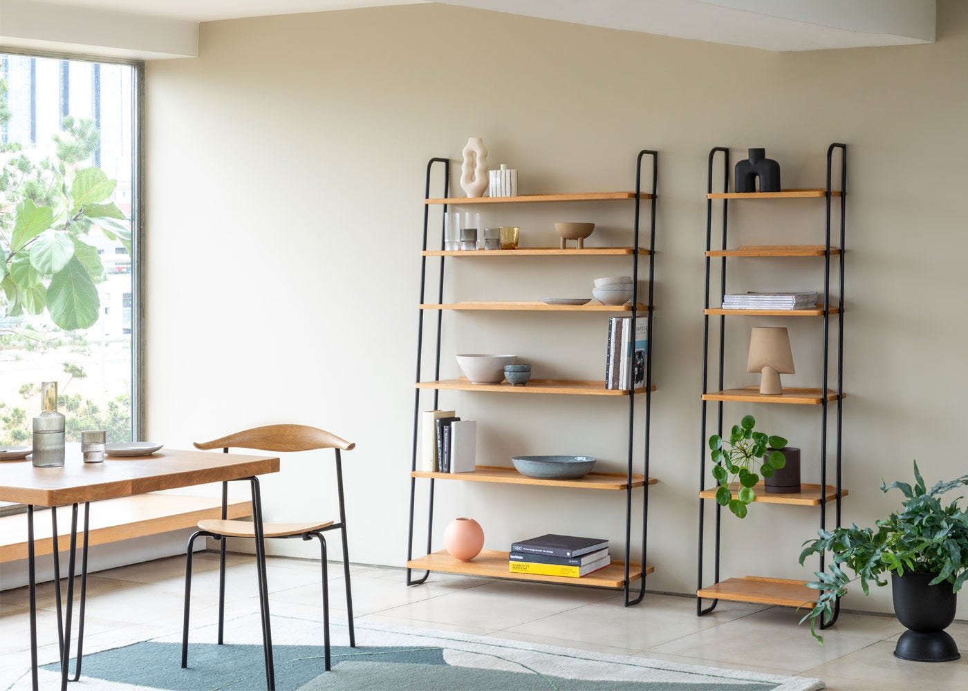 brunel-lean-shelves-oak-lifestyle_1.jpg