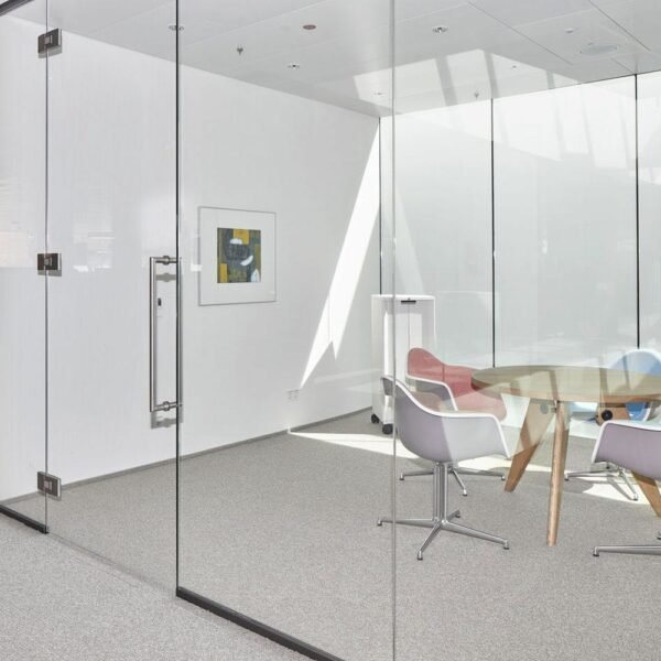 Eames DAL Armchair RE